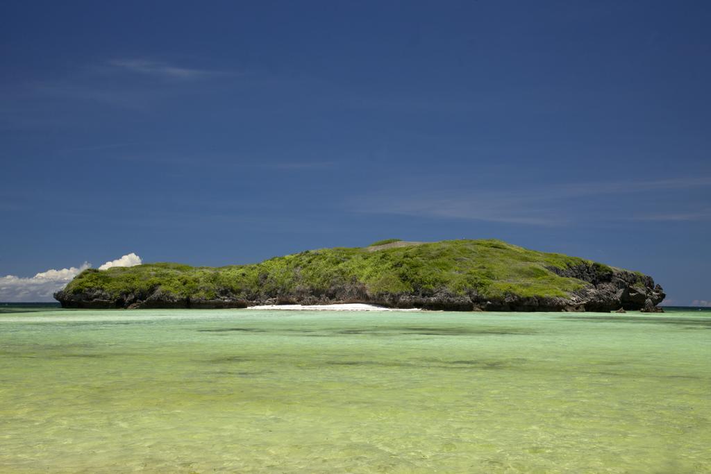 Crystal Bay Resort Watamu Exteriör bild